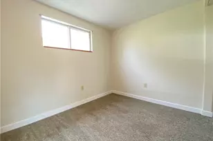 5028 Skylark Ave, West Mifflin, PA 15122 - Photo 22
