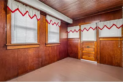 8 E Morehead Avenue, Shenango Township, PA 16102 - Photo 24