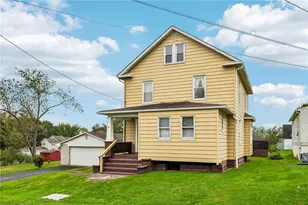 8 E Morehead Ave, Shenango Township, PA 16102 - Photo 2