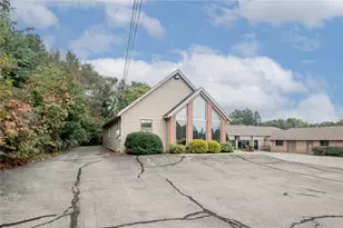 1637 N Main St Ext, Center Township, PA 16001 - Photo 1