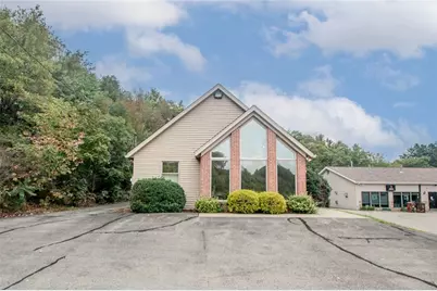 1637 N Main Street Ext, Center Township, PA 16001 - Photo 18
