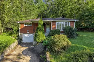 643 Lougeay Rd, Pittsburgh, PA 15235 - Photo 1
