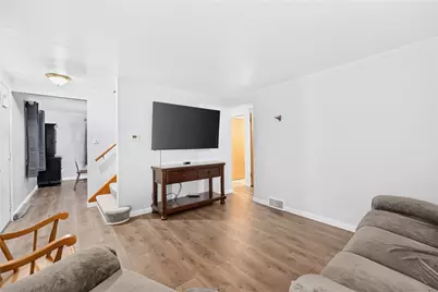 1420 Collins Avenue, Jefferson Hills, PA 15025 - Photo 10