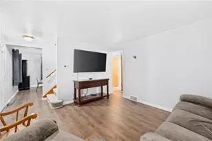 1420 Collins Ave, Jefferson Hills, PA 15025 - Photo 10