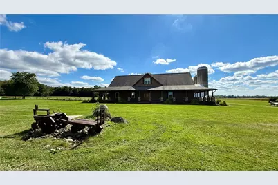 1666 District Rd, Fairview Township, PA 16124 - Photo 2