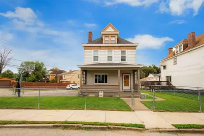 301 Russellwood Ave, McKees Rocks, PA 15136 - Photo 1