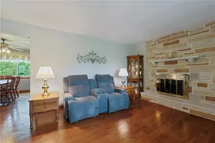 760 Mercer Rd, Center Township, PA 16001 - Photo 6