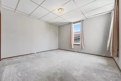 212 Fairview Ave, Butler, PA 16001 - Photo 22