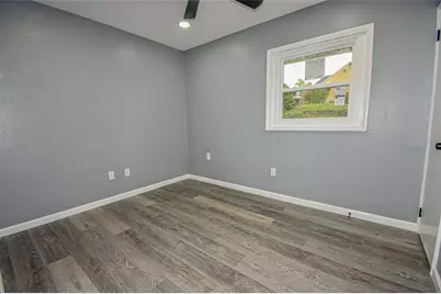 392 Whittier Dr, Pittsburgh, PA 15235 - Photo 16