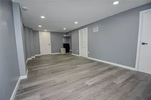 392 Whittier Dr, Pittsburgh, PA 15235 - Photo 28