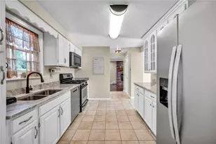 247 Darlan Hill Dr, Pittsburgh, PA 15239 - Photo 20