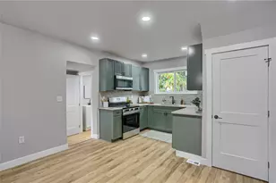 320 Morrison Ave, Perry Township, PA 16117 - Photo 24