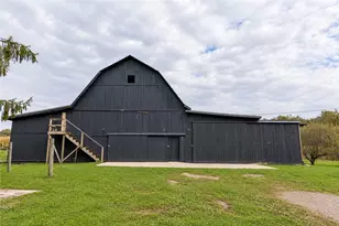 203 Clark Rd, Jackson Center Boro, PA 16133 - Photo 28