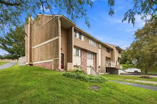 852 Wheatland Cir, South Fayette, PA 15017 - Photo 4