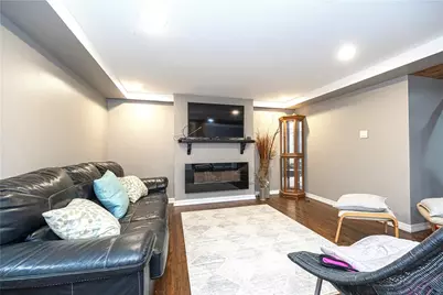 715 Powers Dr, Pittsburgh, PA 15090 - Photo 26