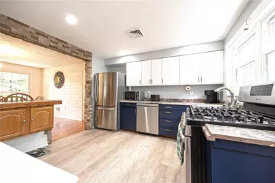 715 Powers Dr, Pittsburgh, PA 15090 - Photo 10