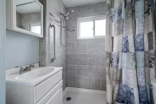 806 Gallion Ave, Pittsburgh, PA 15226 - Photo 14