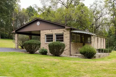 398 Moccasin Hollow Rd, Mount Pleasant Township, PA 15666 - Photo 4