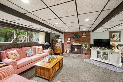 705 Smiley St, Ellwood City, PA 16117 - Photo 20