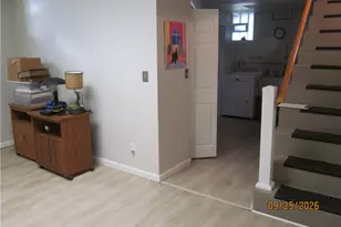 1522 Broad St, South Greensburg Boro, PA 15601 - Photo 16