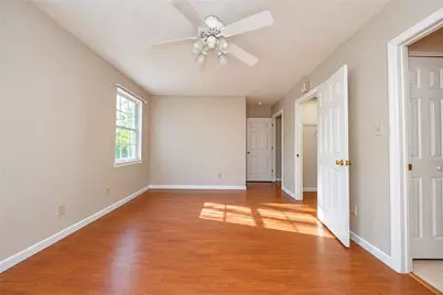 106 Paddock Ln, Pittsburgh, PA 15236 - Photo 10