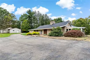 277 W Maitland Ln, Neshannock Township, PA 16105 - Photo 38
