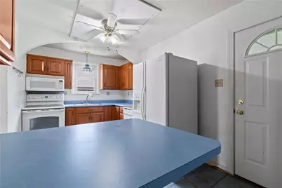 508 Willow St, Springdale Boro, PA 15144 - Photo 10