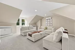 400 Venture St, Observatory Hill, PA 15214 - Photo 32