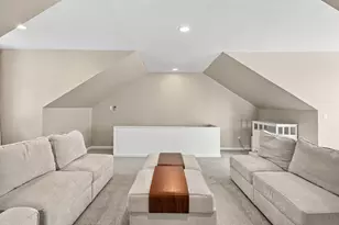 400 Venture St, Observatory Hill, PA 15214 - Photo 36