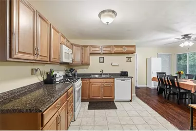 809 Hackberry Dr, Monroeville, PA 15146 - Photo 8