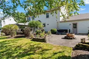 1061 Lakemont Dr, South Fayette, PA 15017 - Photo 38