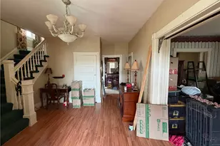 311 N 5th St, Youngwood, PA 15697 - Photo 4