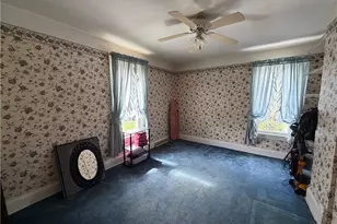 311 N 5th St, Youngwood, PA 15697 - Photo 10