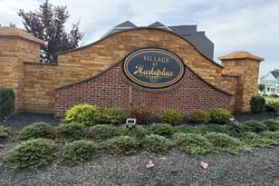 106 Crab Apple Wy, Moon/Crescent Twp, PA 15108 - Photo 2