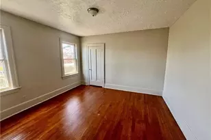 225-227 E Garfield Ave, New Castle, PA 16105 - Photo 6