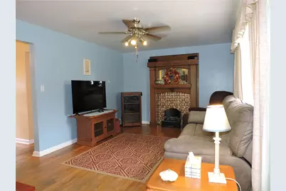 1440 W Pittsburgh St, East Huntington, PA 15683 - Photo 8