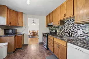 1383 Meadowlark Dr, Scott Township, PA 15243 - Photo 8
