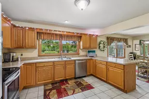2417 Muzzy Dr, Shenango Township, PA 16101 - Photo 8
