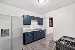 28 Waldorf St, Observatory Hill, PA 15214 - Photo 12
