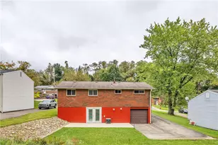 725 Bilberry Rd, Monroeville, PA 15146 - Photo 6