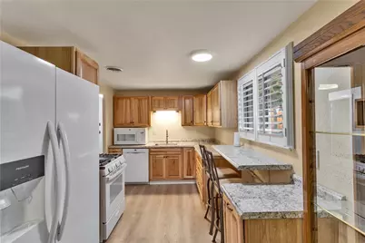 725 Bilberry Rd, Monroeville, PA 15146 - Photo 16