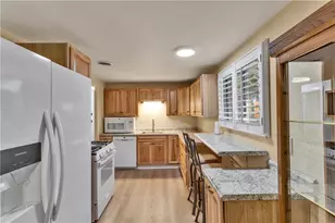 725 Bilberry Rd, Monroeville, PA 15146 - Photo 16