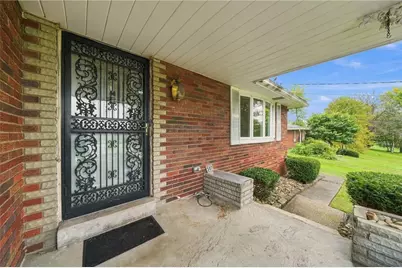 597 Baltzer Meyer Pike, Hempfield Township, PA 15601 - Photo 2