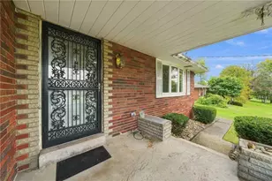 597 Baltzer Meyer Pike, Hempfield Township, PA 15601 - Photo 2