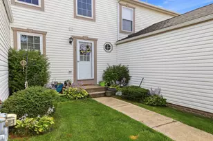 13 Sunset Ct, Cranberry Township, PA 16066 - Photo 4
