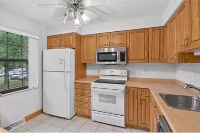 7440 Lighthouse Pt, Pittsburgh, PA 15221 - Photo 16