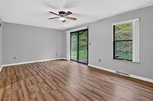 7440 Lighthouse Point, Pittsburgh, PA 15221 - Photo 8
