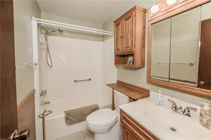 910 Country Ln, White Township, PA 15701 - Photo 22