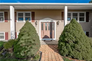 910 Country Ln, White Township, PA 15701 - Photo 2