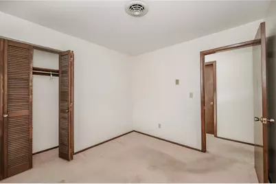 910 Country Ln, White Township, PA 15701 - Photo 18